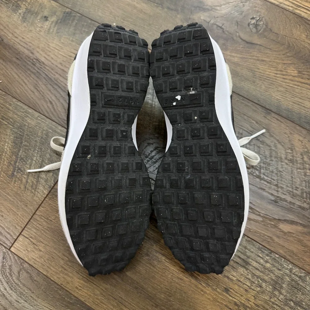 Nike Waffle Debut Sail Ivory Black Womens 5.5 Running Shoes Athletic Sneaker